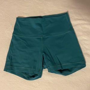 Lululemon Wunder Train Short 4”